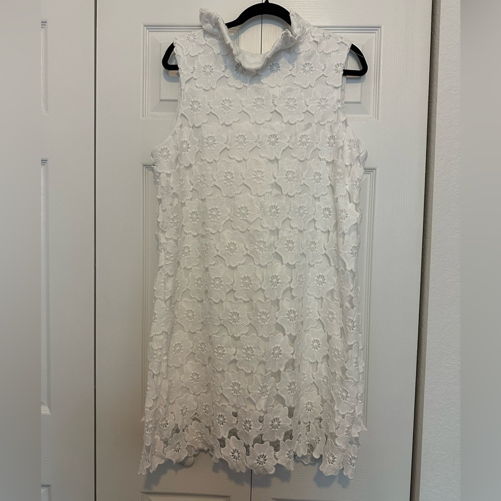 NWOT Floral Lace Sleeveless Dress